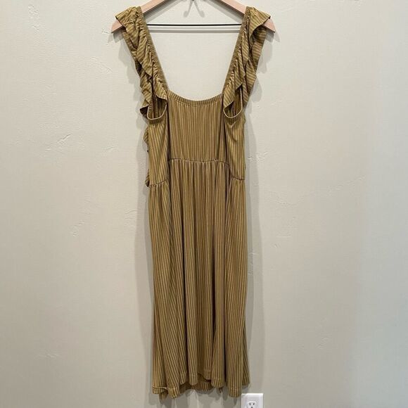 Kate Quinn Olive Midi Dress - Picture 2 of 7